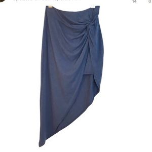 ASTR THE LABEL FAUX WRAP TWIST HIGH LOW MIDI SKIRT BLUE